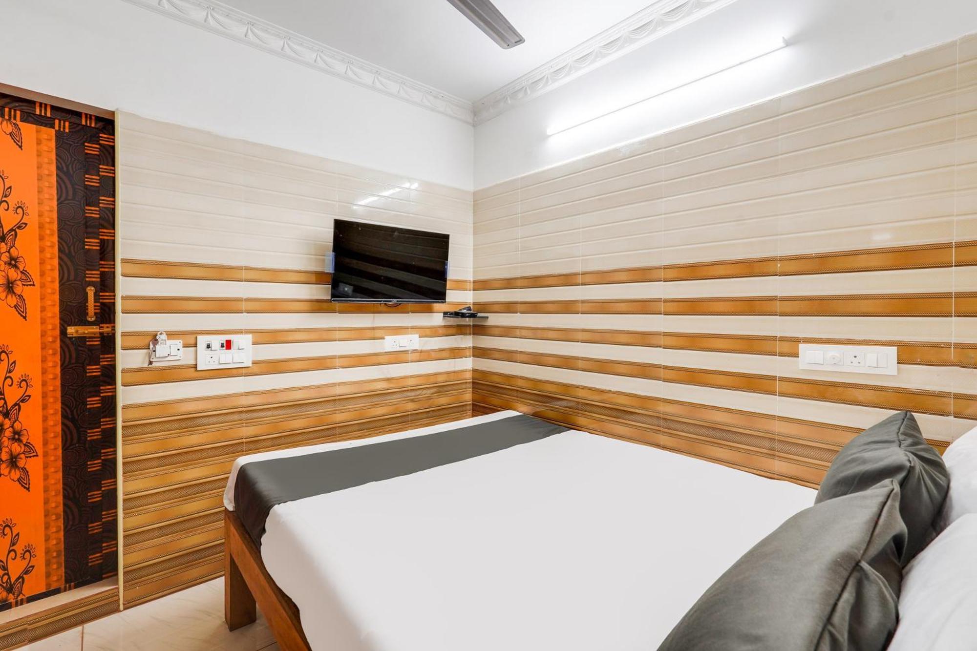 Super Hotel O Sharmila Guest House Kottakuppam Esterno foto