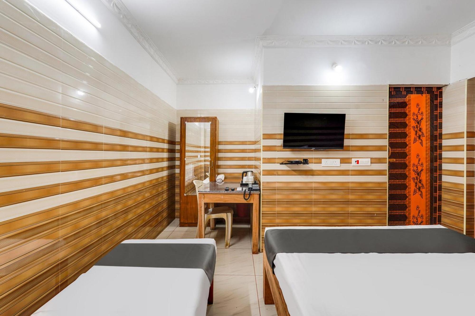 Super Hotel O Sharmila Guest House Kottakuppam Esterno foto